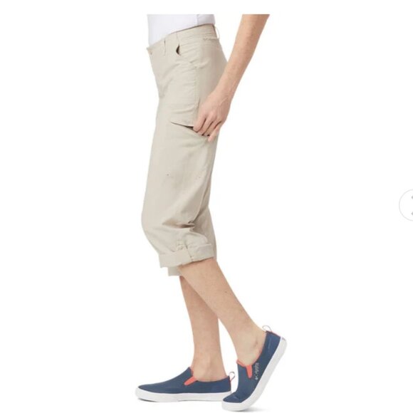 NWOT - COLUMBIA Women's PFG Aruba™ Roll Up Pants - Picture 1 of 8